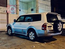 ميتسوبيشي باجيرو